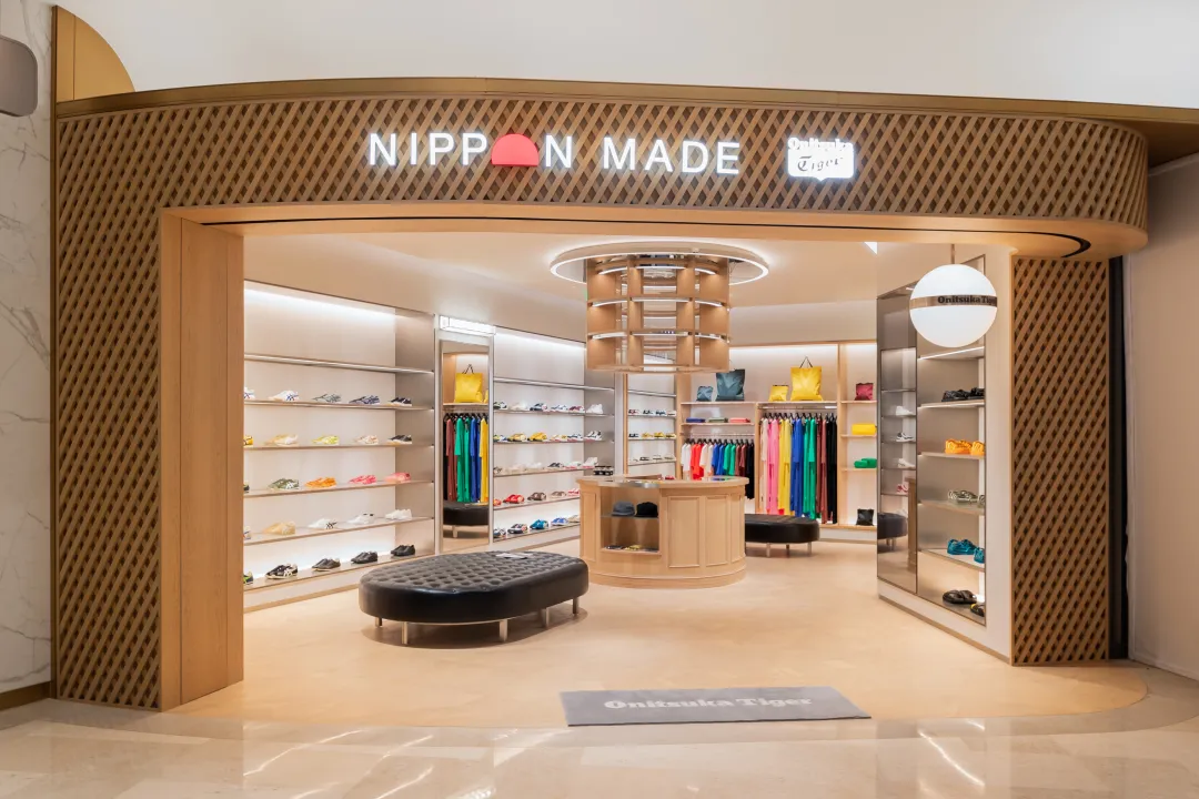 上海7-8月市场报告：40个商业项目有630余家品牌调整动态｜iziRetail热点