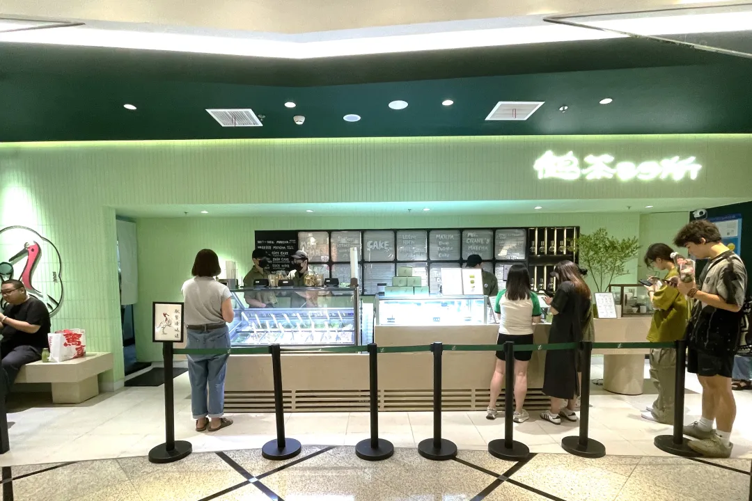 上海7-8月市场报告：40个商业项目有630余家品牌调整动态｜iziRetail热点